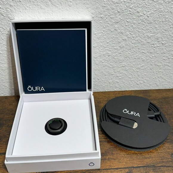 Oura ring gen3 heritage stealth - Picture 3 of 5